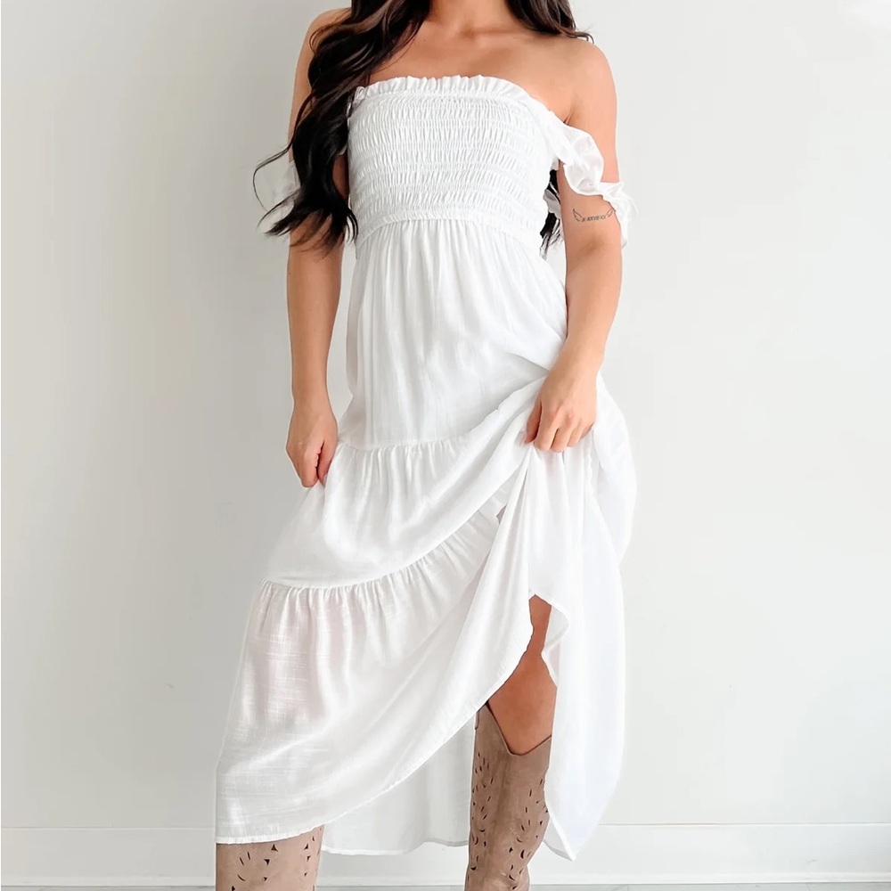 NWOT ✨size S White off shoulder dress